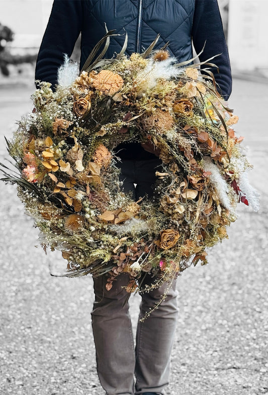 Trockenblumenkranz mit Schimmer Blüte